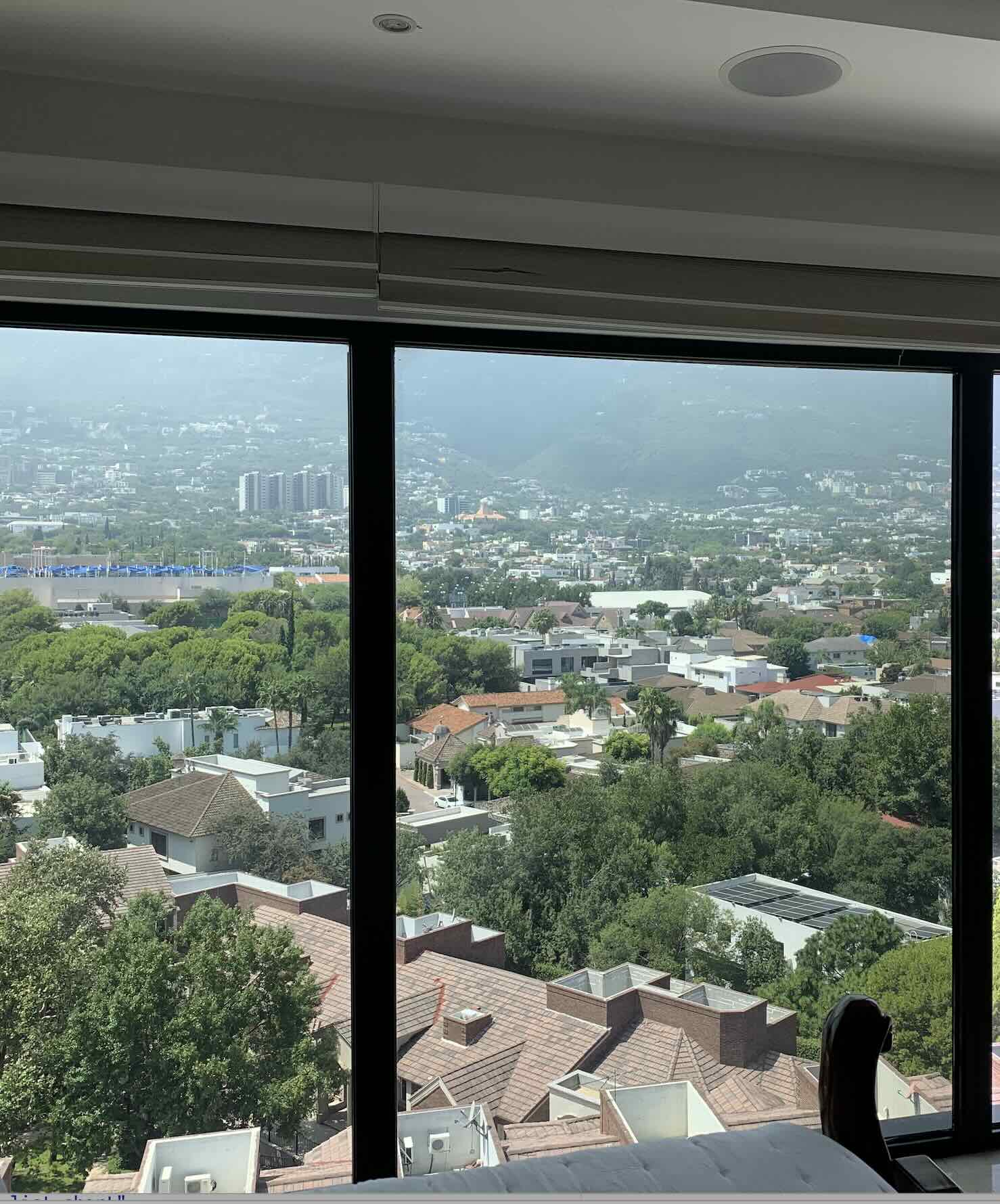 Película tono 35 para máximo control solar